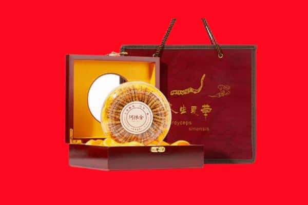 收购资讯:德清县回收冬虫夏草是按克吗